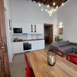 casa-lela.in-canary-islands.com/
