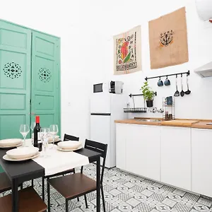 Apartamento Petite California Dos De Mayo, Sevilla